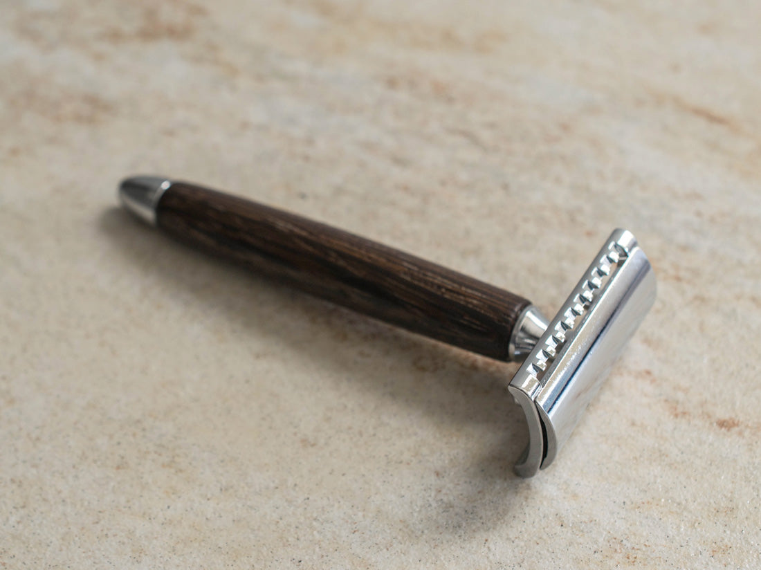 Klasiskais T-veida skuveklis Wenghé Wood Gentle